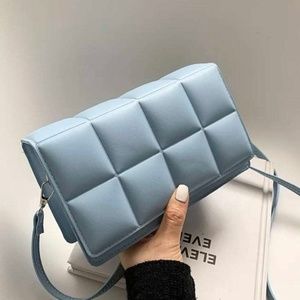 Fashion bags for women.